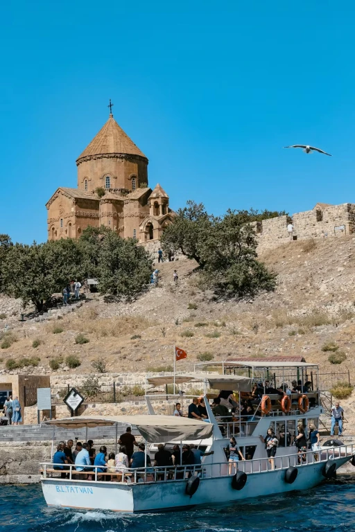 Doğu ekspresli Van - Kars - Erzurum Turu