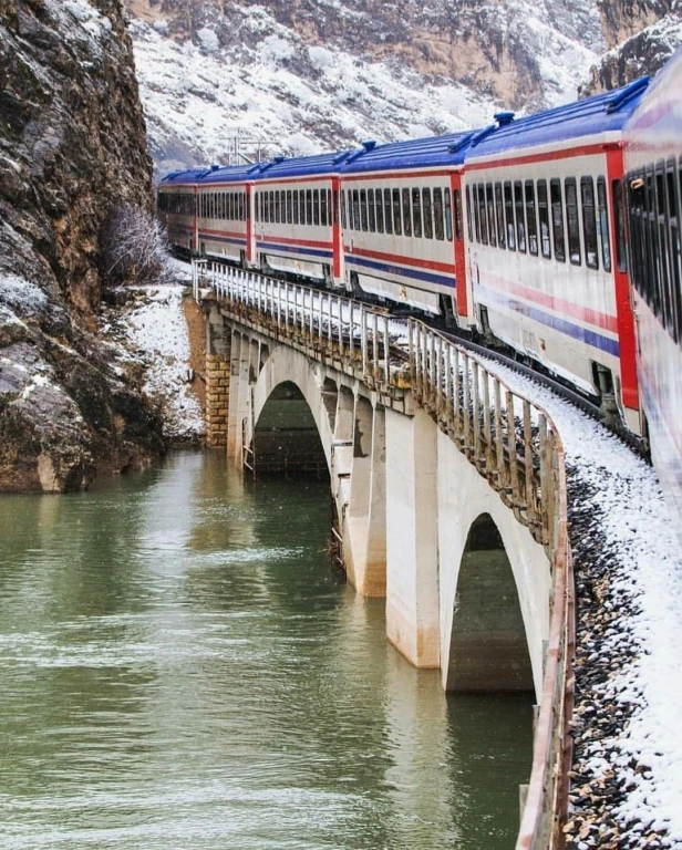 Doğu ekspresli Van - Kars - Erzurum Turu