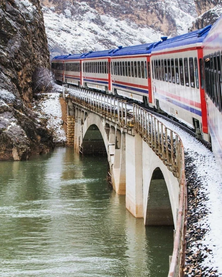 Doğu ekspresli Van - Kars - Erzurum Turu