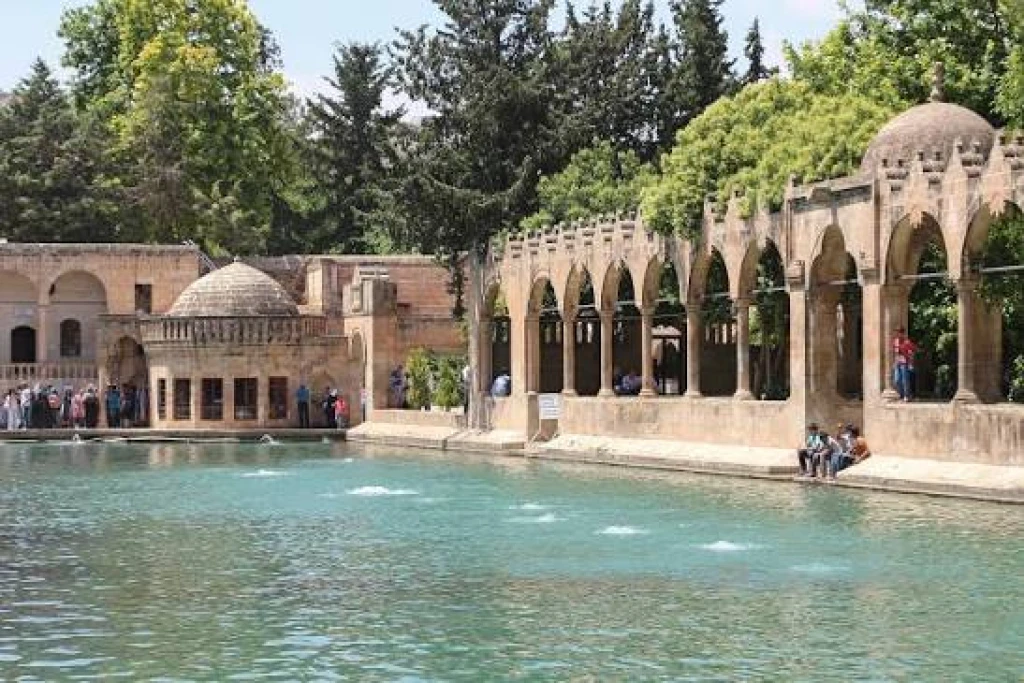 1 GECE 2 GÜN ŞANLIURFA GAZİANTEP TURU