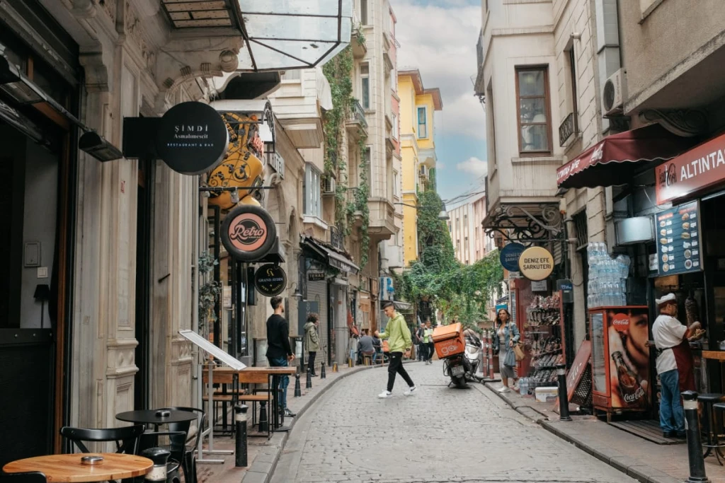 Istanbul Taksim Beyoğlu Istiklal Galata City Tour